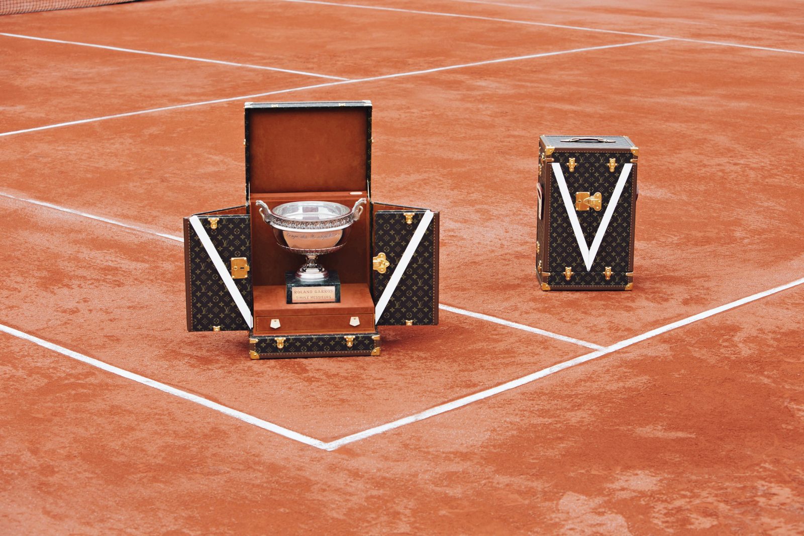 Louis Vuitton Trunks for Roland-Garros Trophies 1