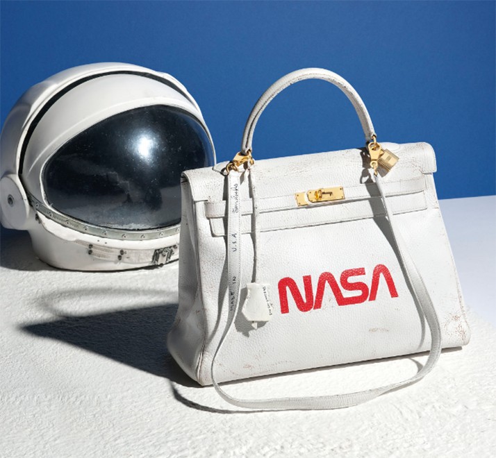 NASA bag up for auction